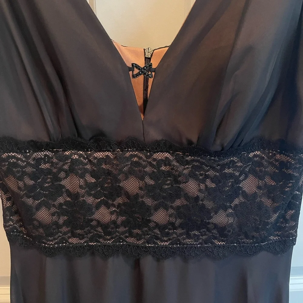 EUC size 6 black tea length formal dress - Picture 3 of 4